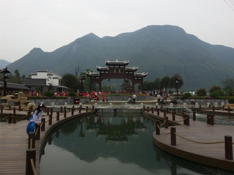 景區(qū)內(nèi)為什么要安裝負(fù)氧離子監(jiān)測設(shè)備？