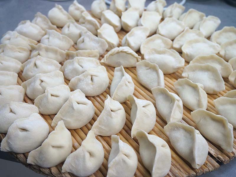過年的餃子餡發(fā)酸了還能不能吃 新年食品安全